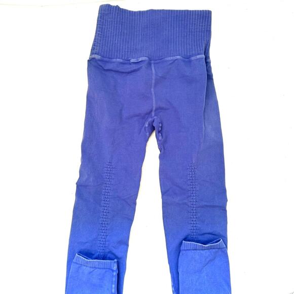 Free People Movement Vintage Blue Good Karma SPF 30 Leggings Size XXS - Picture 6 of 8